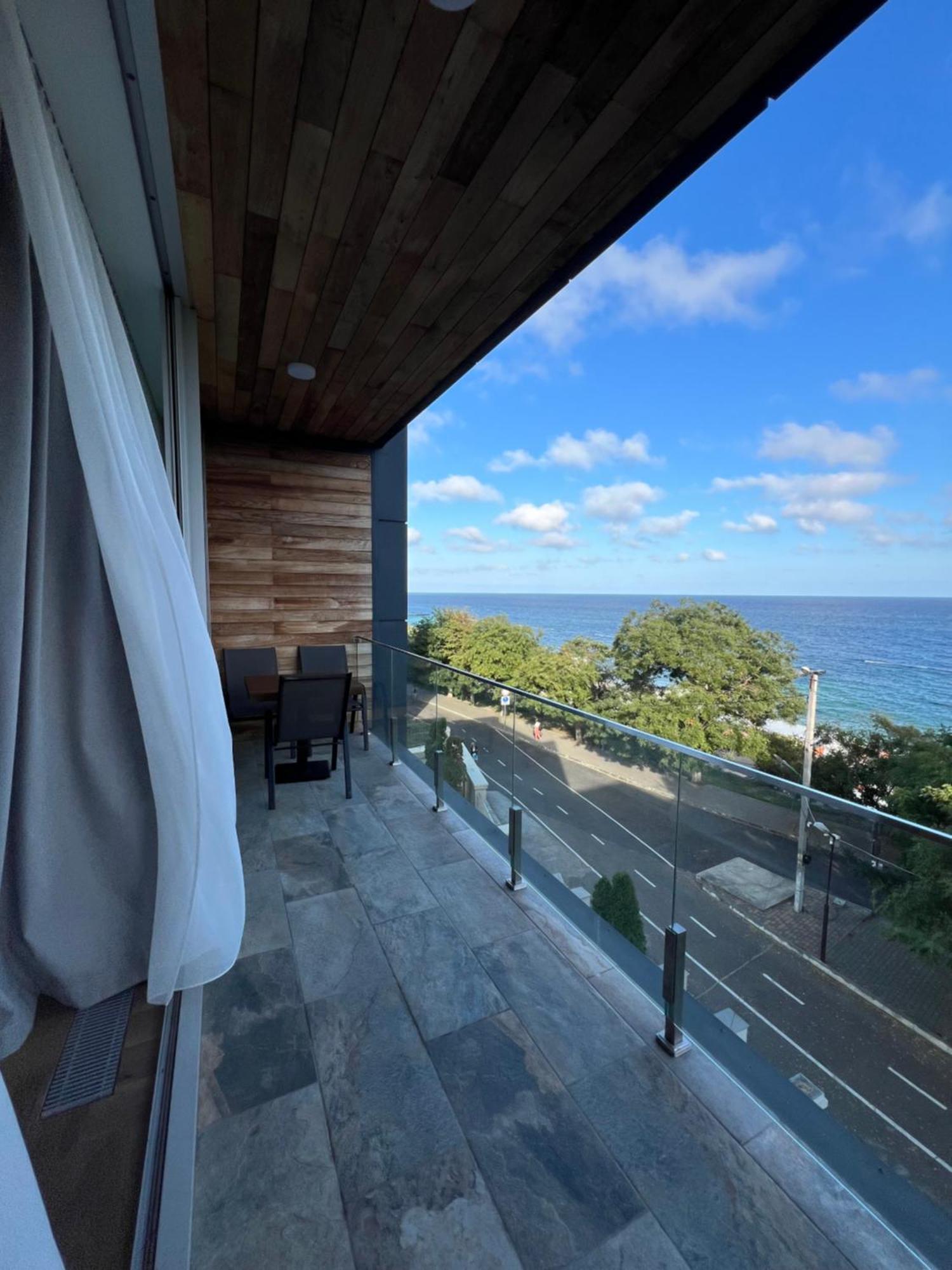 Apartments near the sea Odessa Zewnętrze zdjęcie